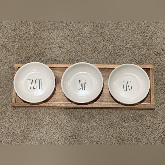 ⭐️BOGO FREE⭐️ NEW Rae Dunn wood serving tray with 3 ceramic bowls - Picture 3 of 5